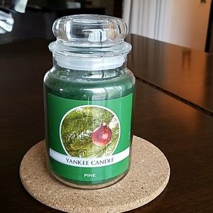 BRAND NEW Yankee Candle Pine 22oz